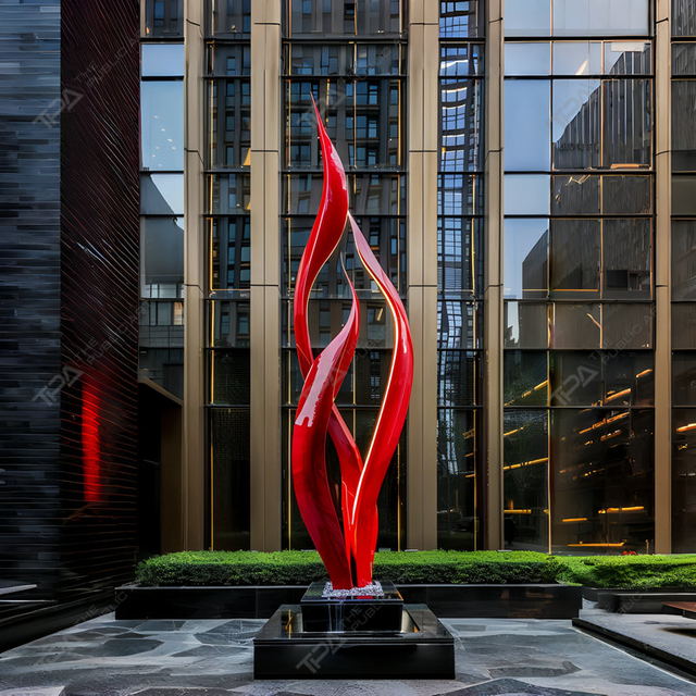 Escultura urbana de acero inoxidable pintado